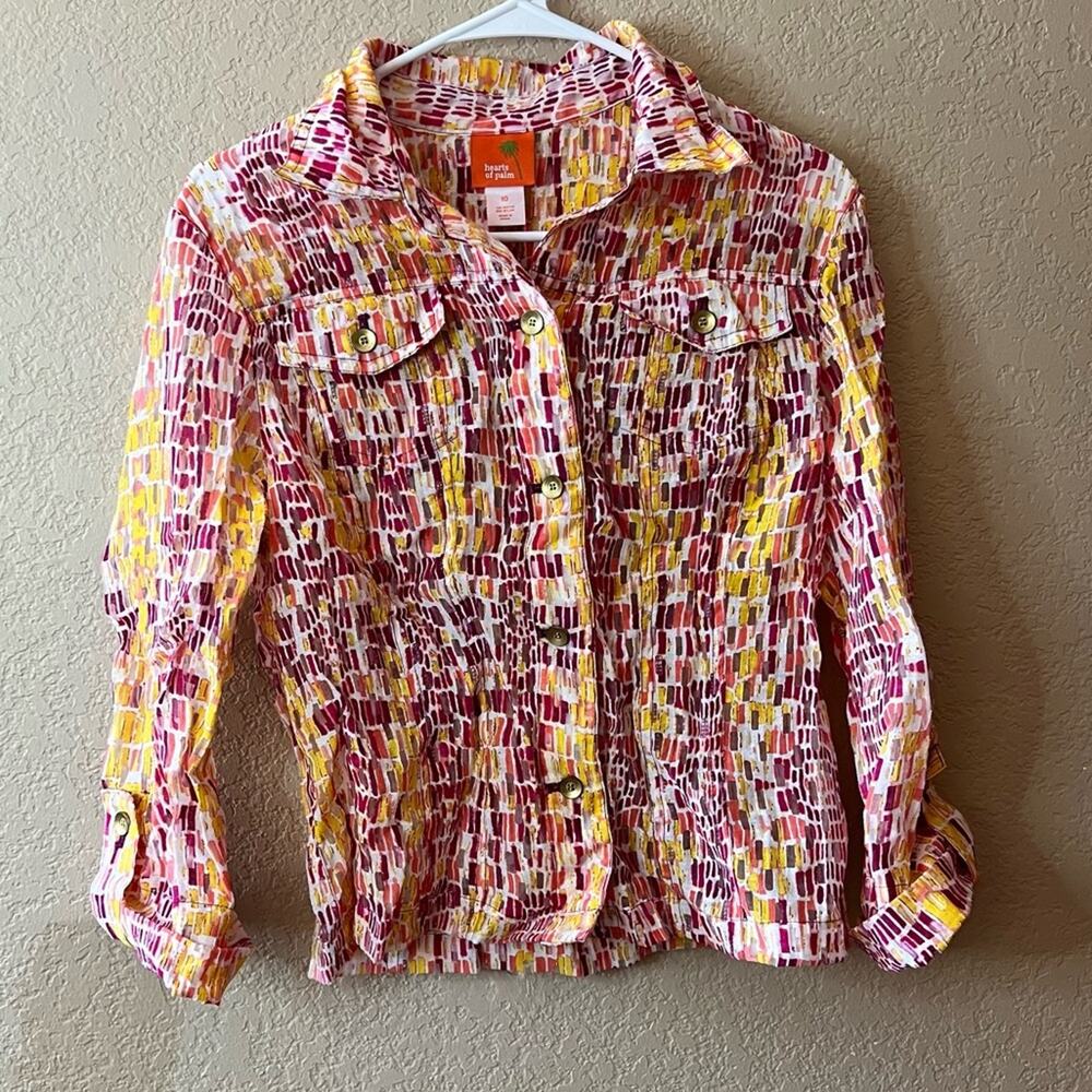 EUC: Unique Hearts of Palm Shirt - Size: 10
